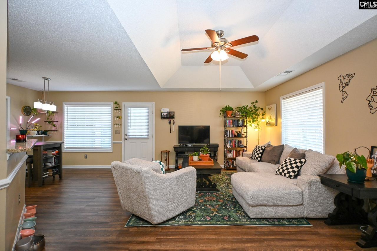 125 S Village Road Photo 6