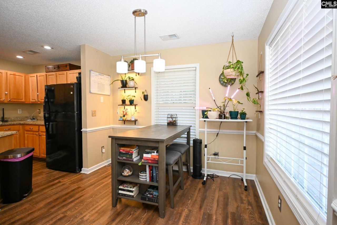 125 S Village Road Photo 8