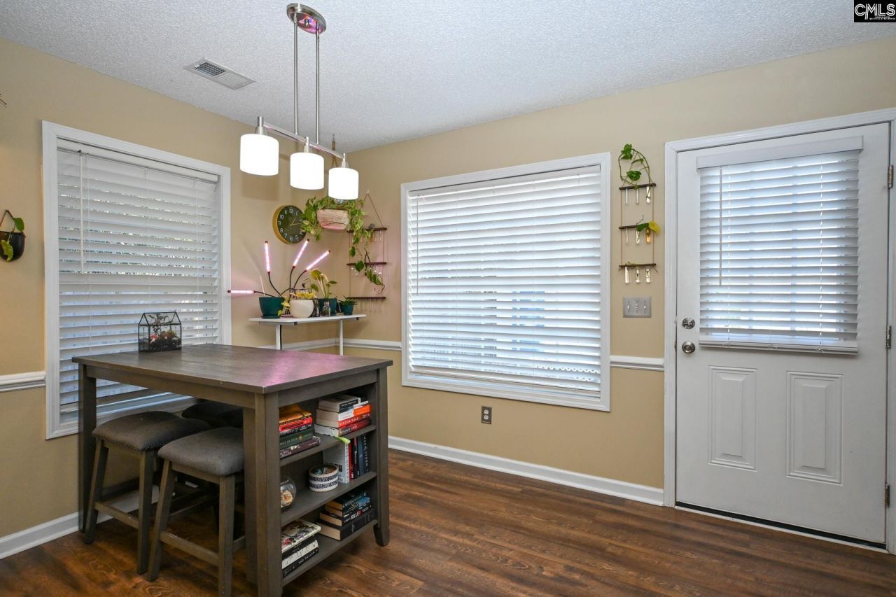 125 S Village Road Photo 9