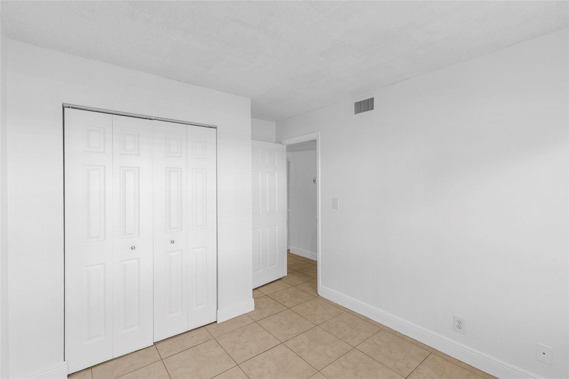 2661 Riverside Drive, Unit 2, Coral Springs, FL 33065 Photo