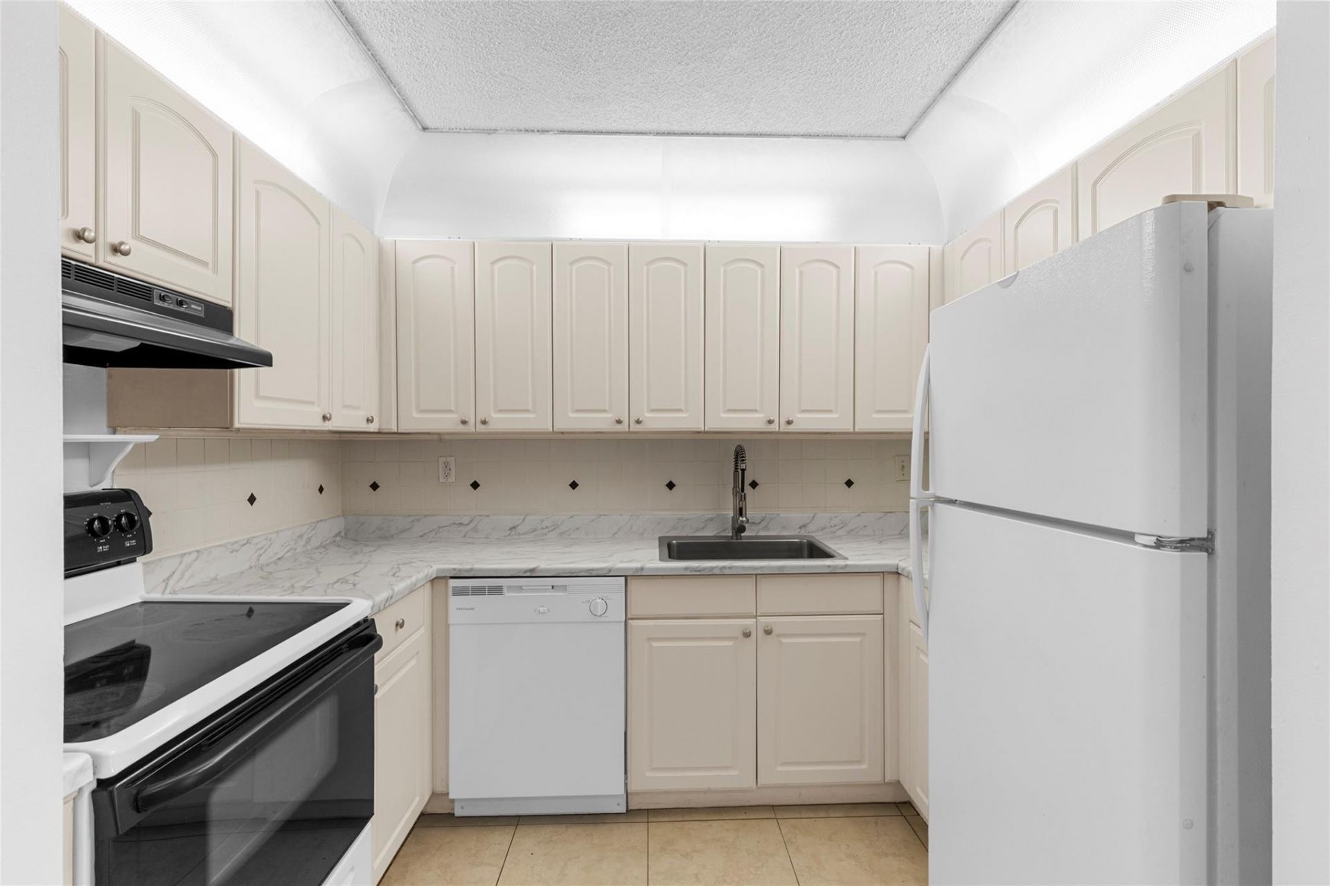 2661 Riverside Drive, Unit 2, Coral Springs, FL 33065 Photo