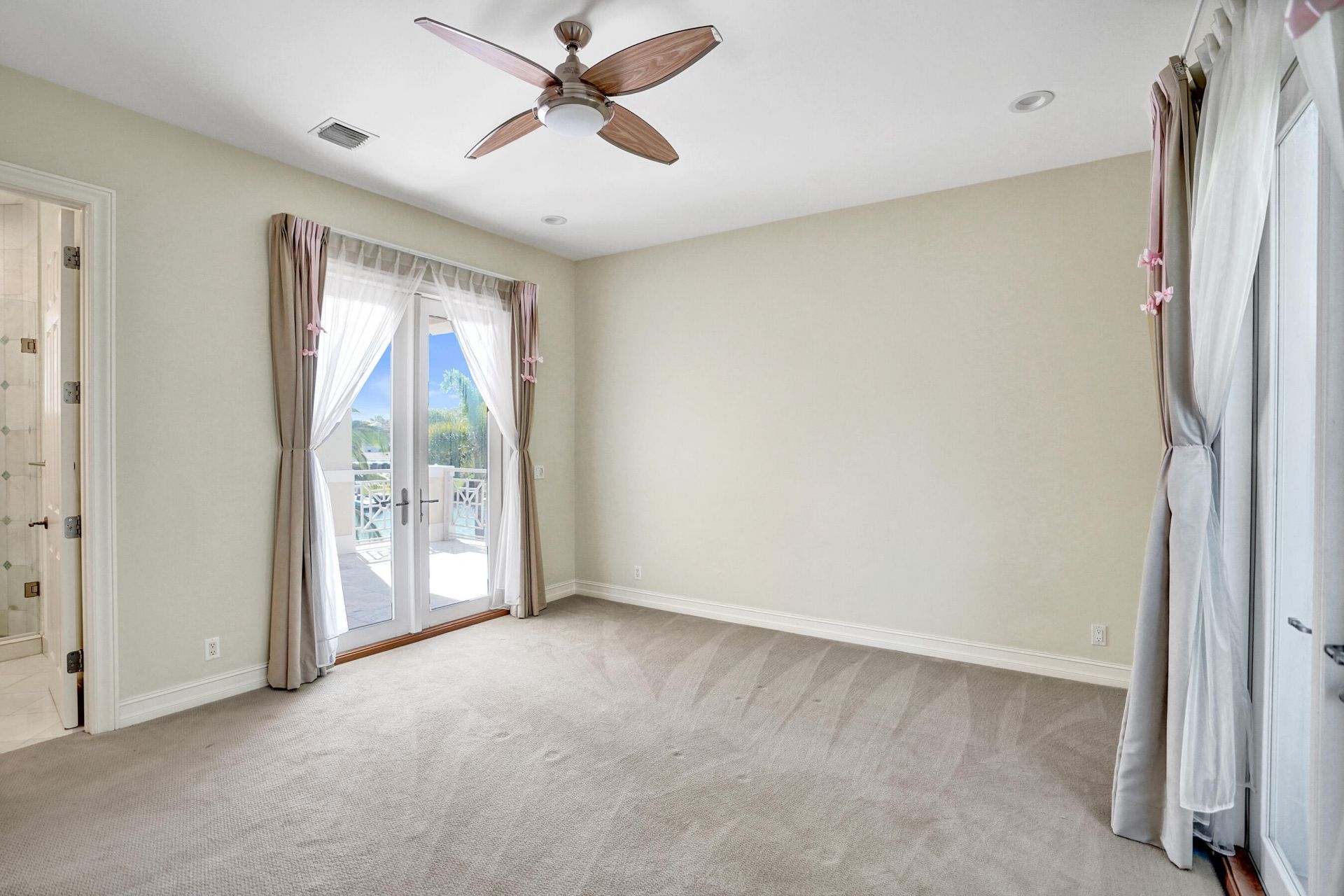 2330 NE 31st Court, Lighthouse Point, FL 33064 Photo