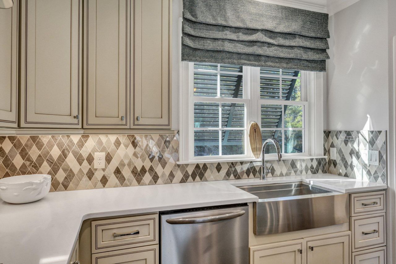 392 Eagle Pass Drive Photo 14