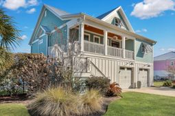 392 Eagle Pass Drive photo 4