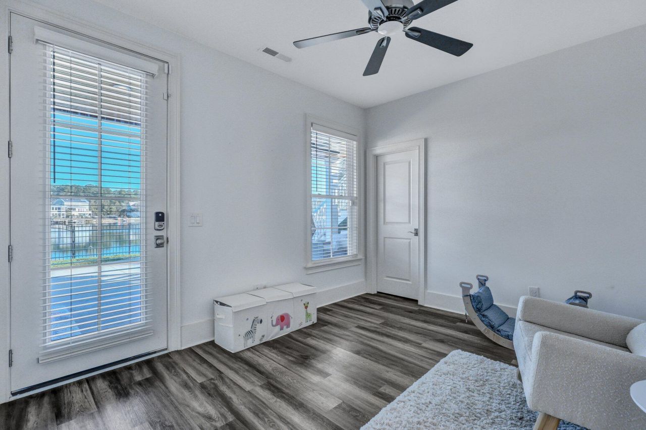 392 Eagle Pass Drive Photo 32