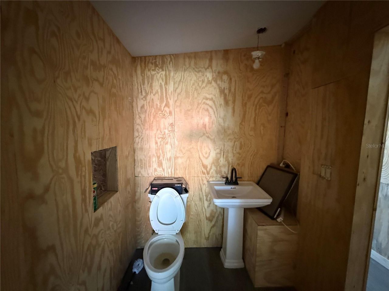 27834 Veva Avenue, Paisley, FL 32767 Photo