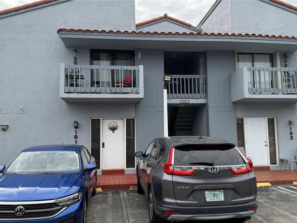 13671 SW 62nd St, Unit 201-1, Miami, FL 33183