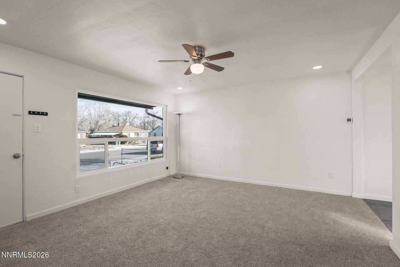 1947 G Street, Sparks, NV 89431 Photo