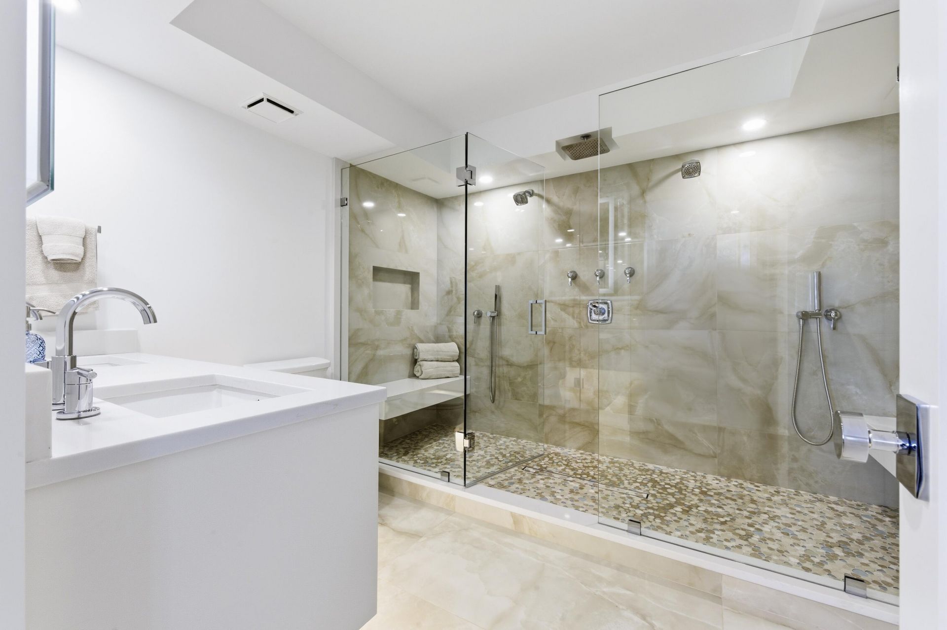 5510 N Ocean Drive, Unit 4a, Singer Island, FL 33404 Photo