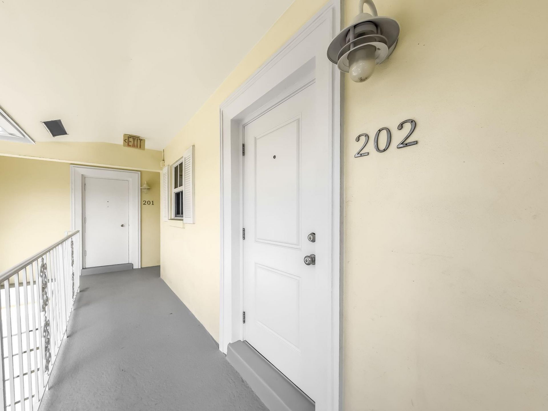 2301 NE 36th Street, Unit 202, Lighthouse Point, FL 33064 Photo