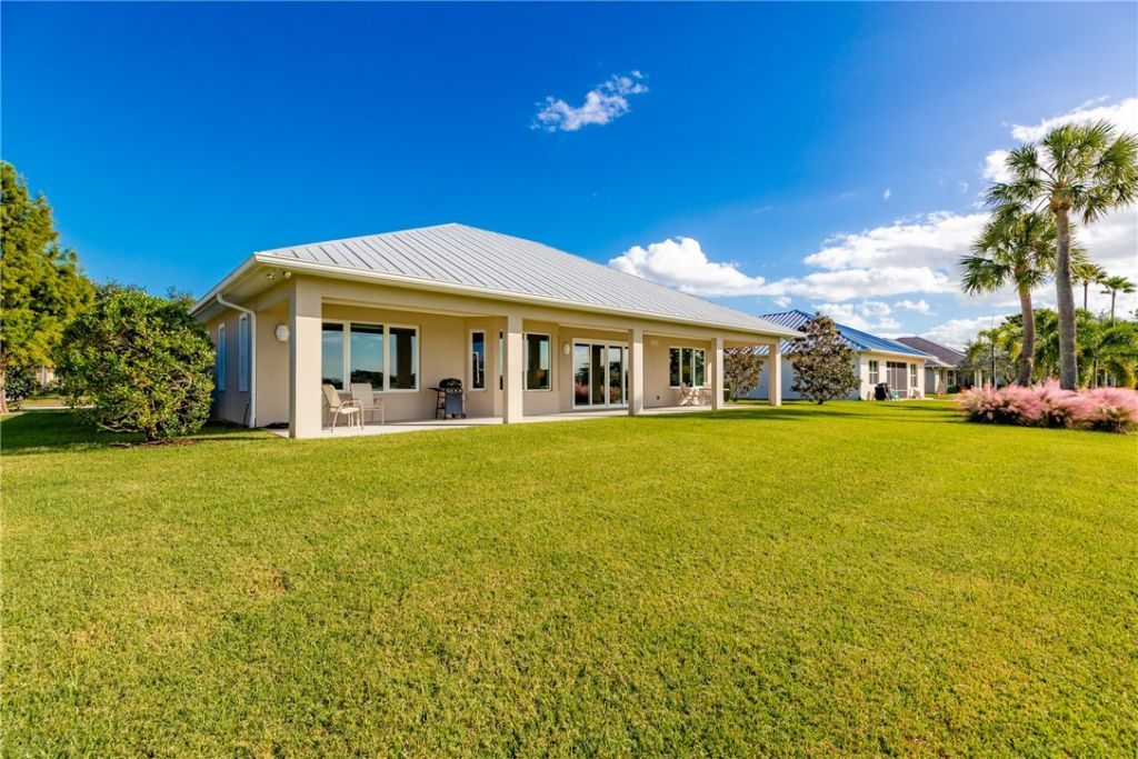 307 Yearling Trail, Sebastian, FL 32958 Photo