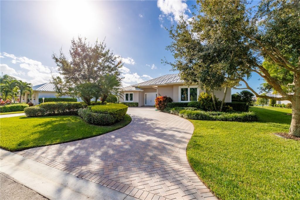 307 Yearling Trail, Sebastian, FL 32958 Photo