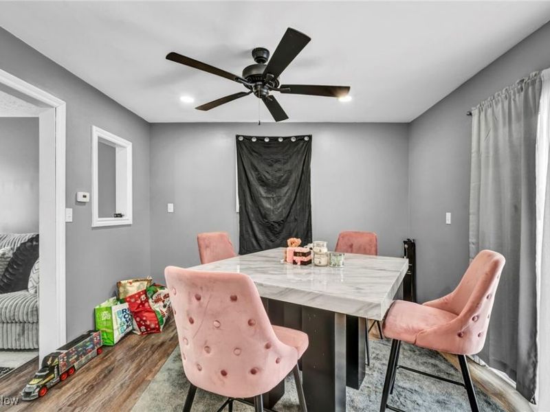 17645 Lakeport Avenue, Cleveland, OH 44119 Photo 18