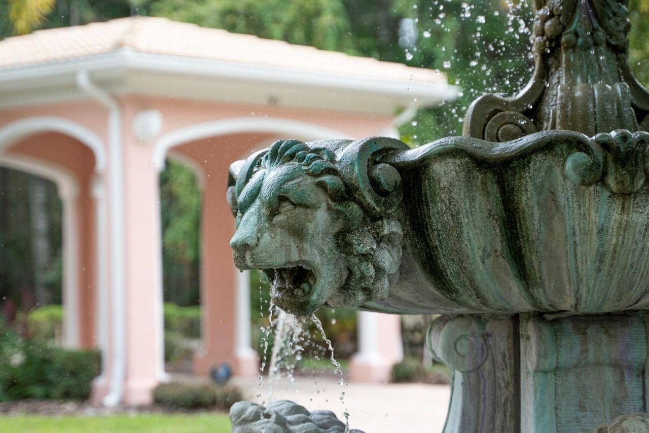 543 Isleworth Close, Tarpon Springs, FL 34688 Photo