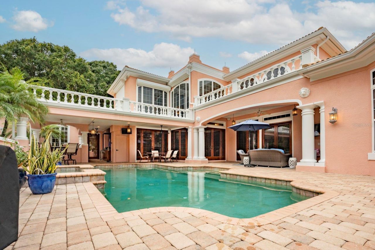 543 Isleworth Close, Tarpon Springs, FL 34688 Photo