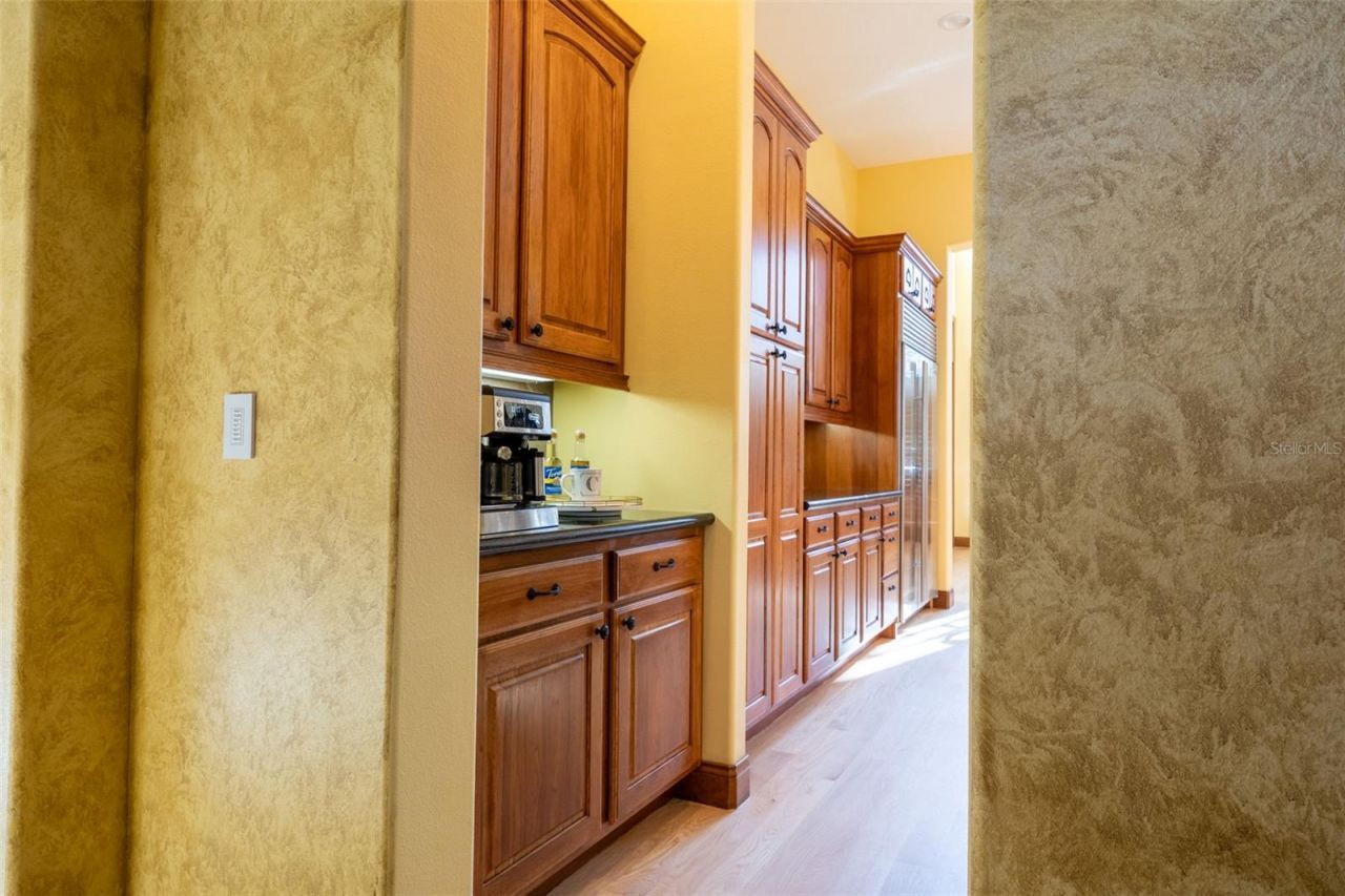 543 Isleworth Close, Tarpon Springs, FL 34688 Photo