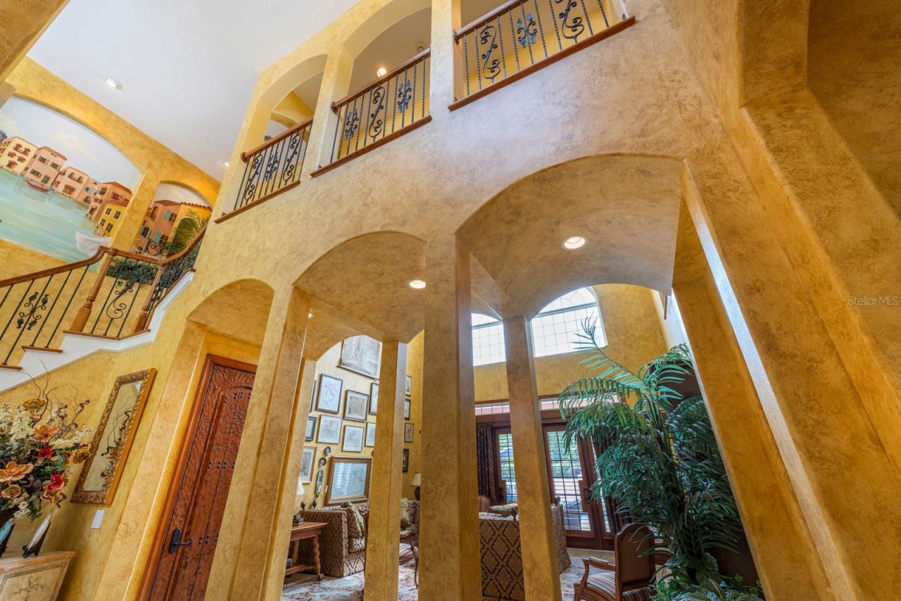 543 Isleworth Close, Tarpon Springs, FL 34688 Photo