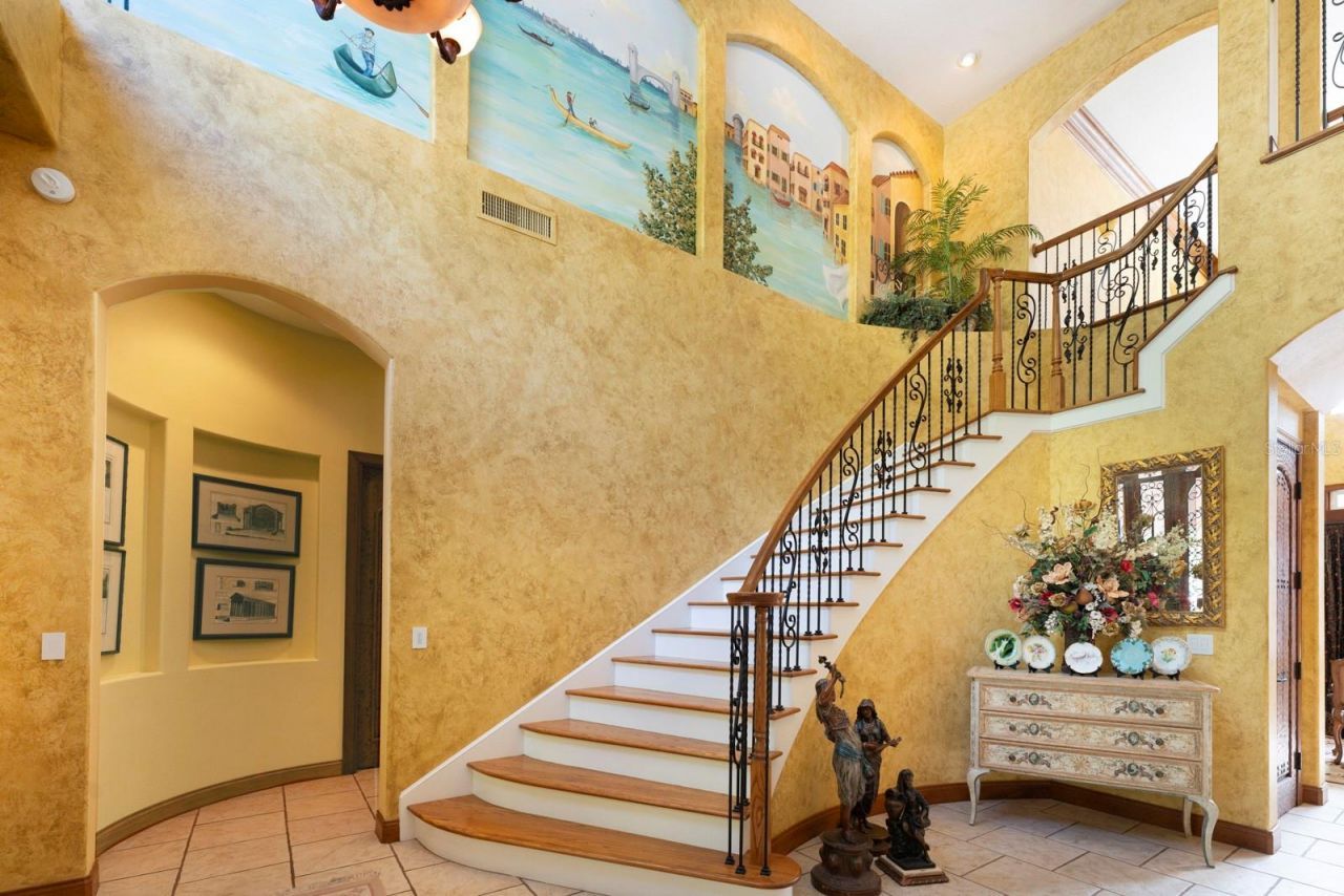 543 Isleworth Close, Tarpon Springs, FL 34688 Photo