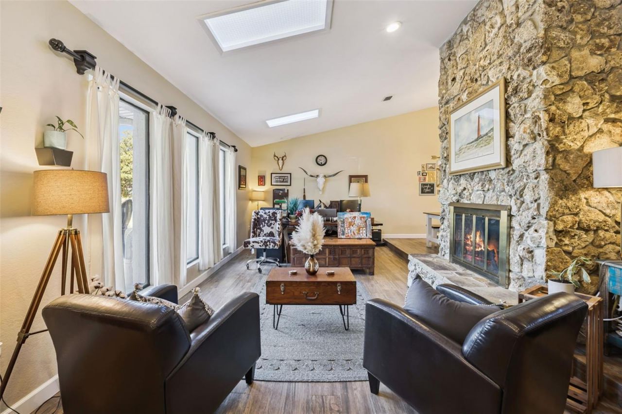 5298 Jade Circle, Belle Isle, FL 32812 Photo