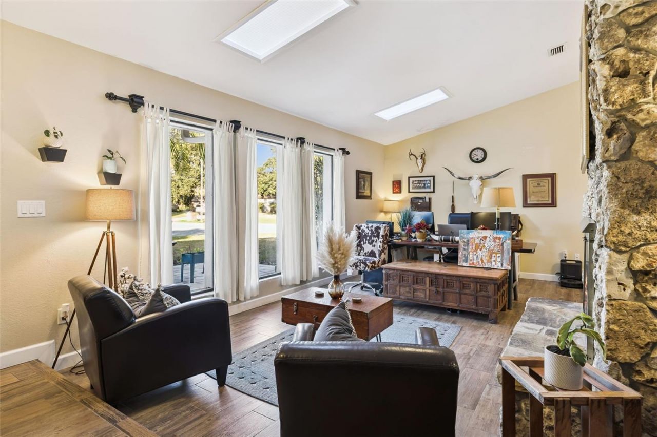 5298 Jade Circle, Belle Isle, FL 32812 Photo