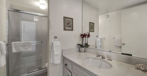 439 Ala Wai Boulevard, South Lake Tahoe, CA 96150 Photo