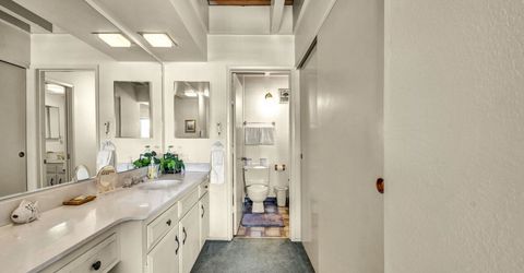 439 Ala Wai Boulevard, South Lake Tahoe, CA 96150 Photo