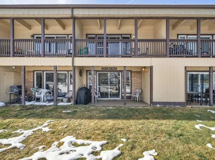 439 Ala Wai Boulevard, South Lake Tahoe, CA 96150 Photo