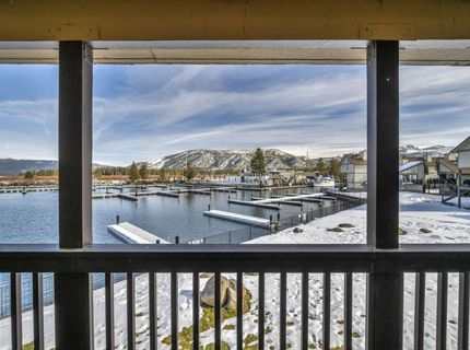 439 Ala Wai Boulevard, South Lake Tahoe, CA 96150 Photo