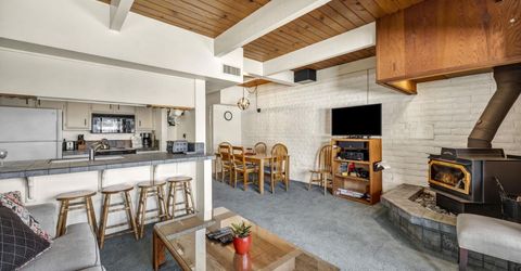 439 Ala Wai Boulevard, South Lake Tahoe, CA 96150 Photo