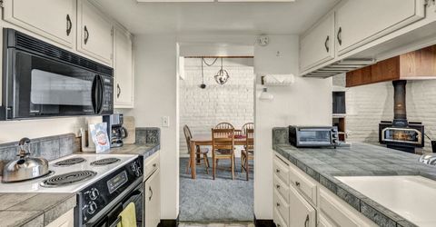 439 Ala Wai Boulevard, South Lake Tahoe, CA 96150 Photo