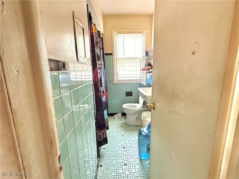 3370 W 128th Street, Cleveland, OH 44111 Photo 3