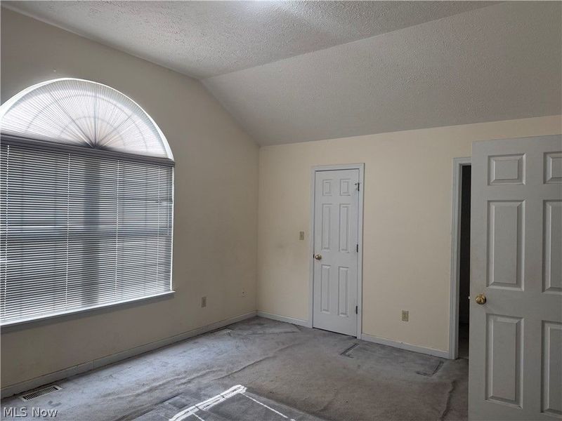 2230 E 97th Street, Cleveland, OH 44106 Photo 13