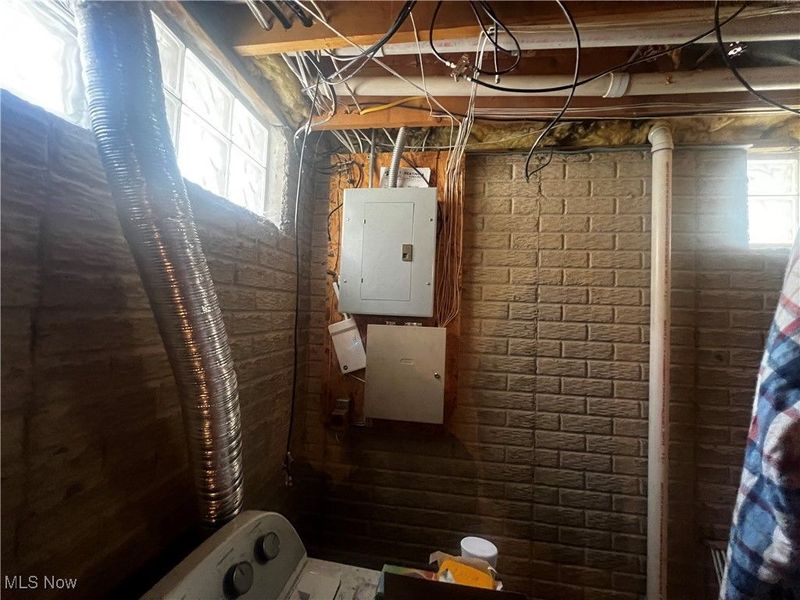 2230 E 97th Street, Cleveland, OH 44106 Photo 27