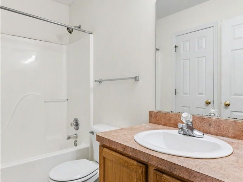 2230 E 97th Street, Cleveland, OH 44106 Photo 8