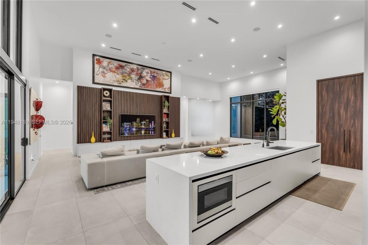 6175 SW 128th St, Pinecrest, FL 33156 Photo