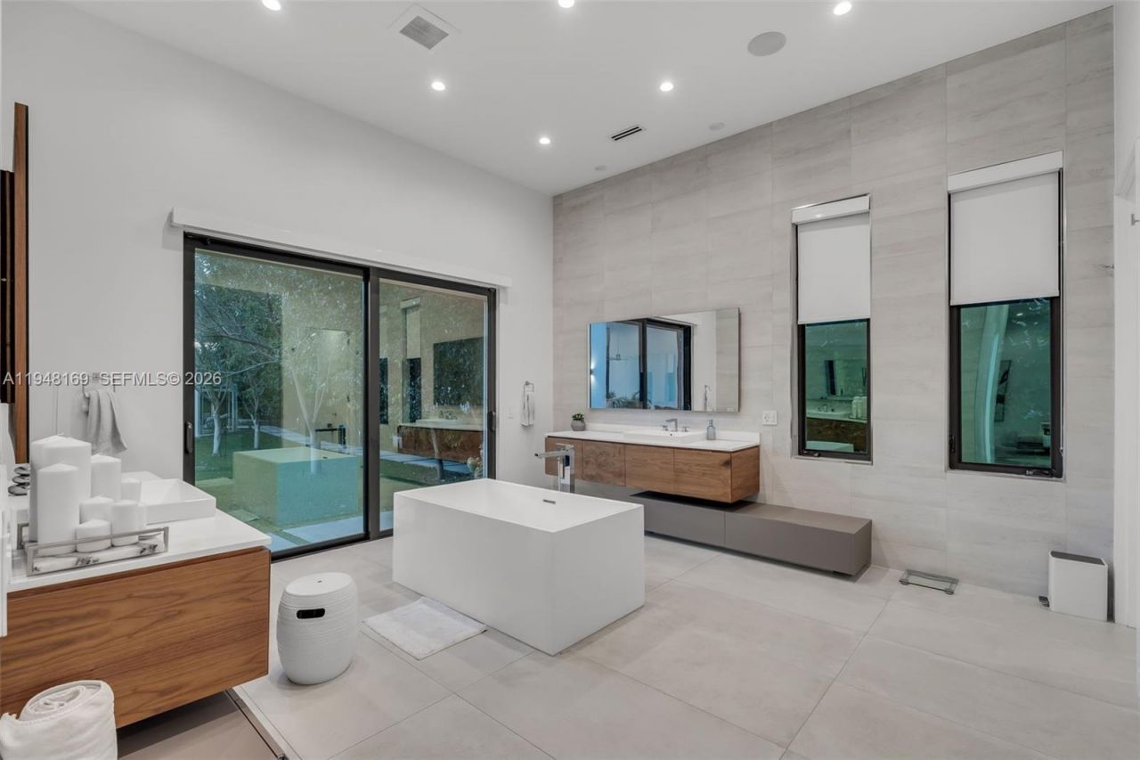 6175 SW 128th St, Pinecrest, FL 33156 Photo