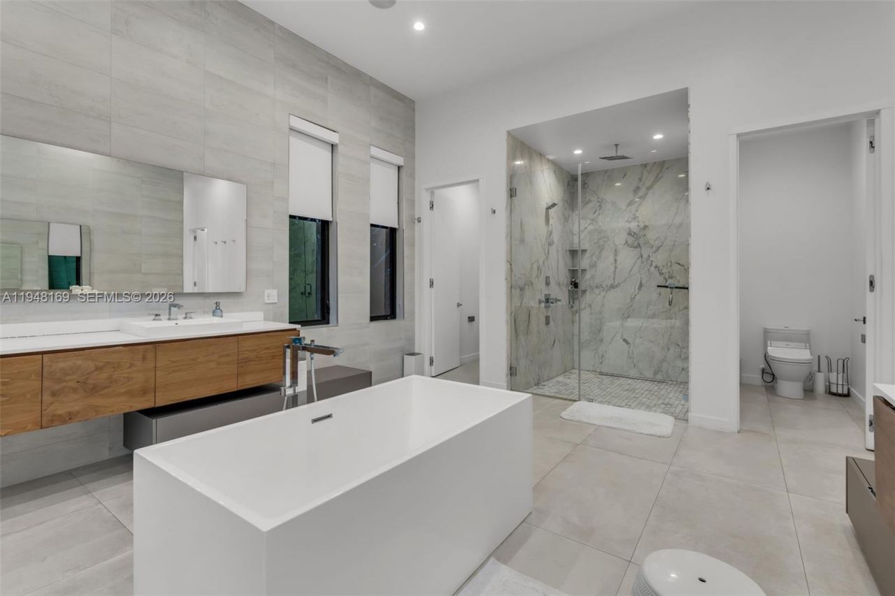 6175 SW 128th St, Pinecrest, FL 33156 Photo