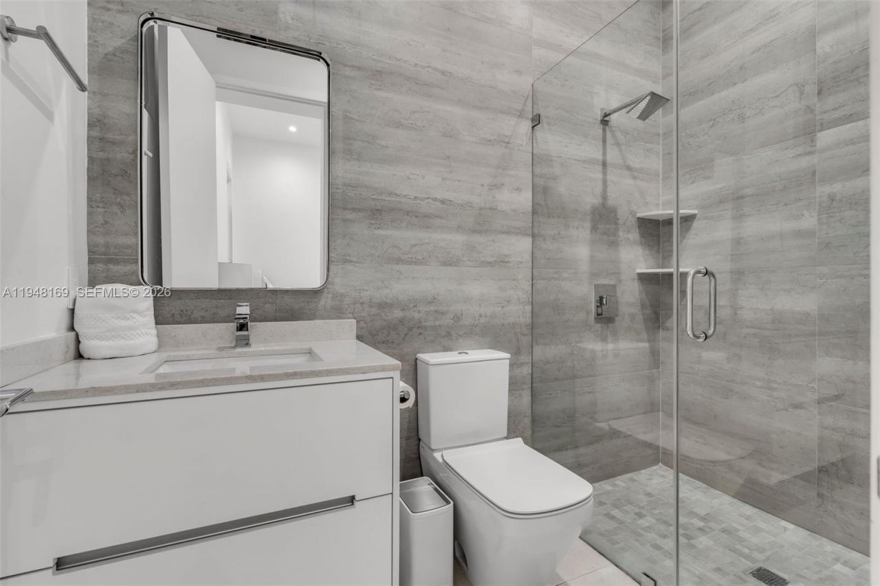 6175 SW 128th St, Pinecrest, FL 33156 Photo