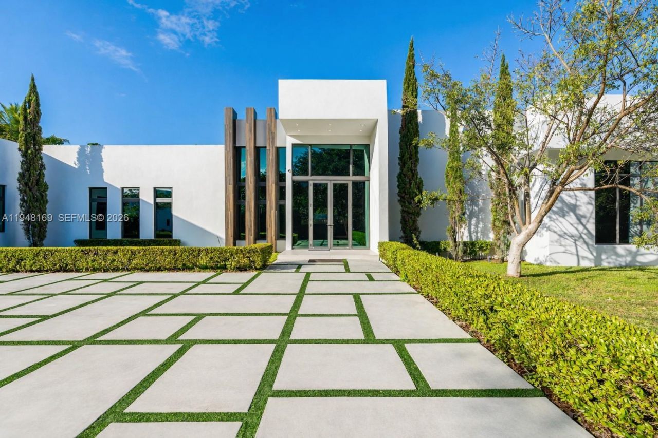 6175 SW 128th St, Pinecrest, FL 33156 Photo