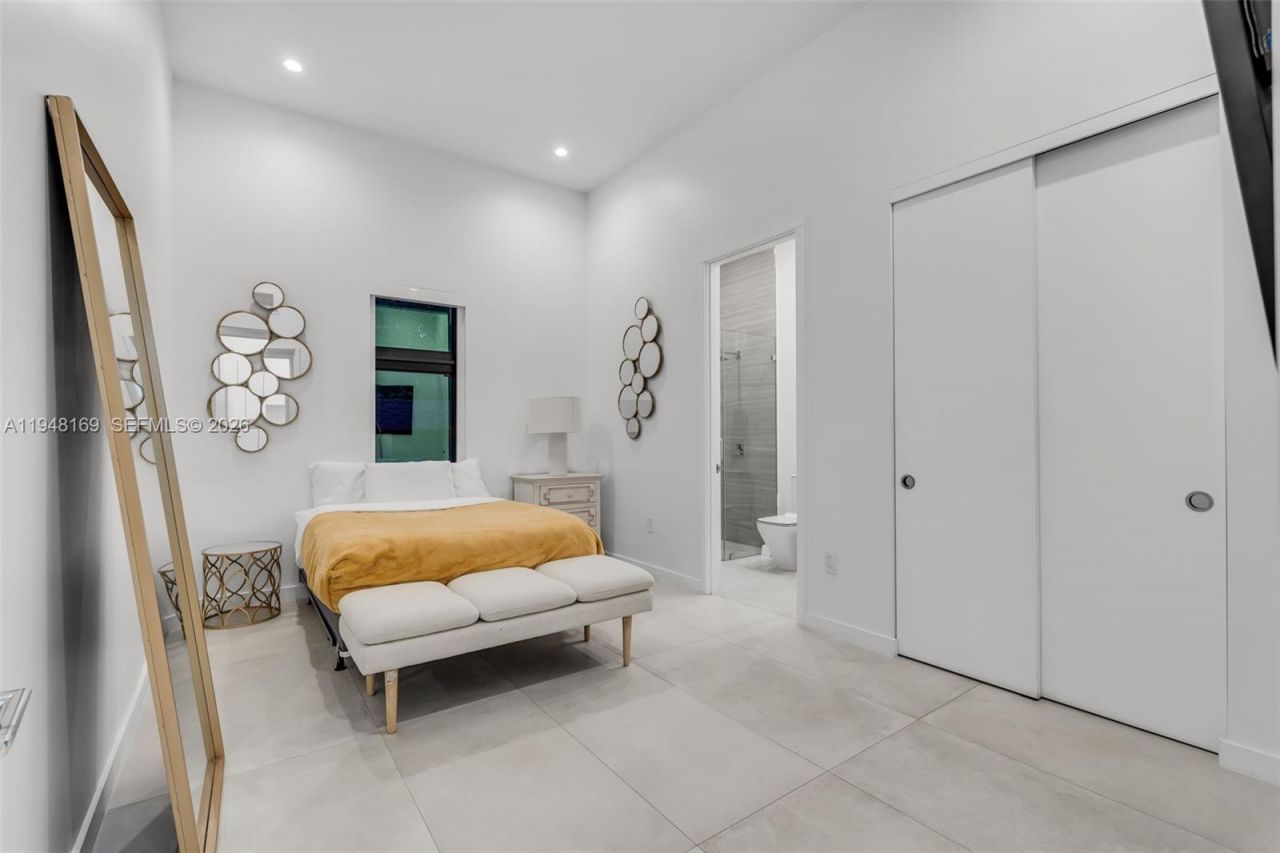 6175 SW 128th St, Pinecrest, FL 33156 Photo