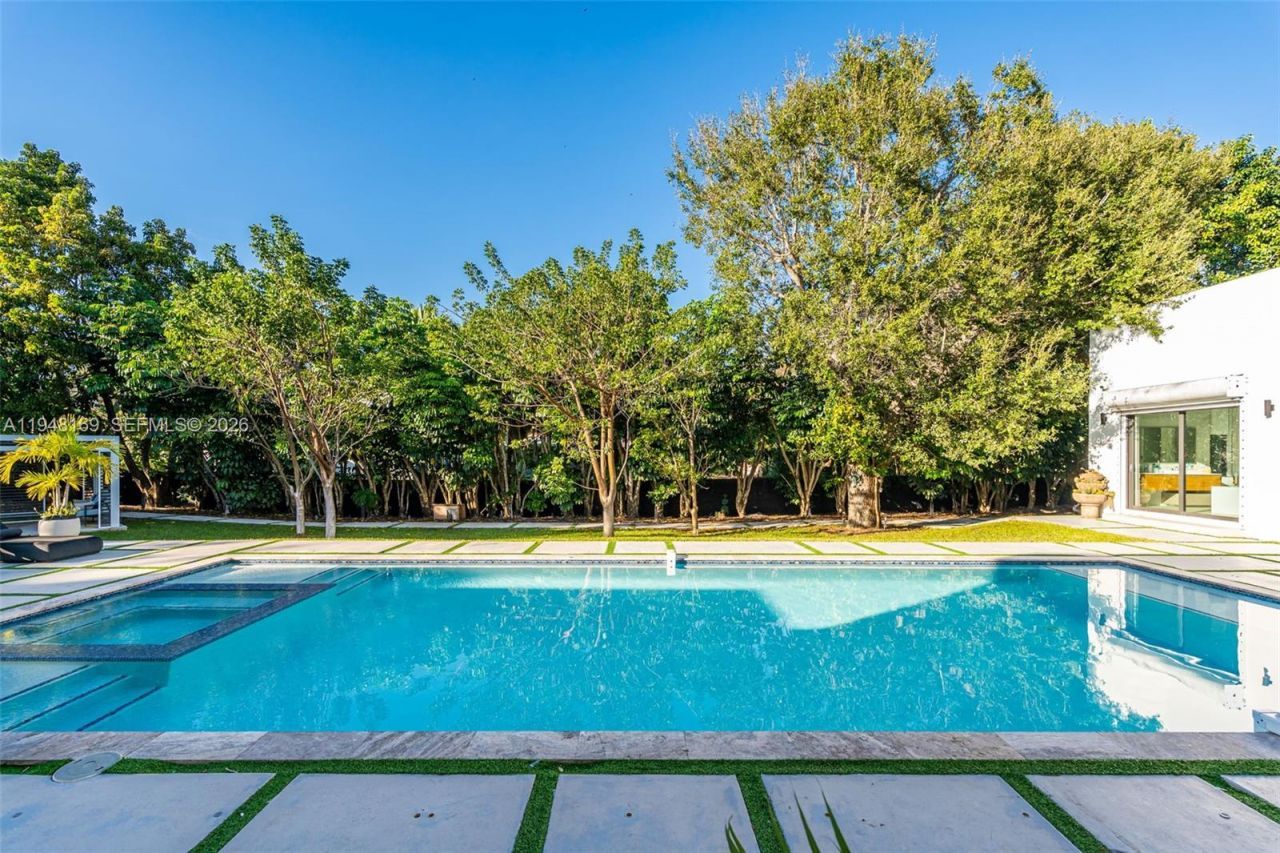 6175 SW 128th St, Pinecrest, FL 33156 Photo