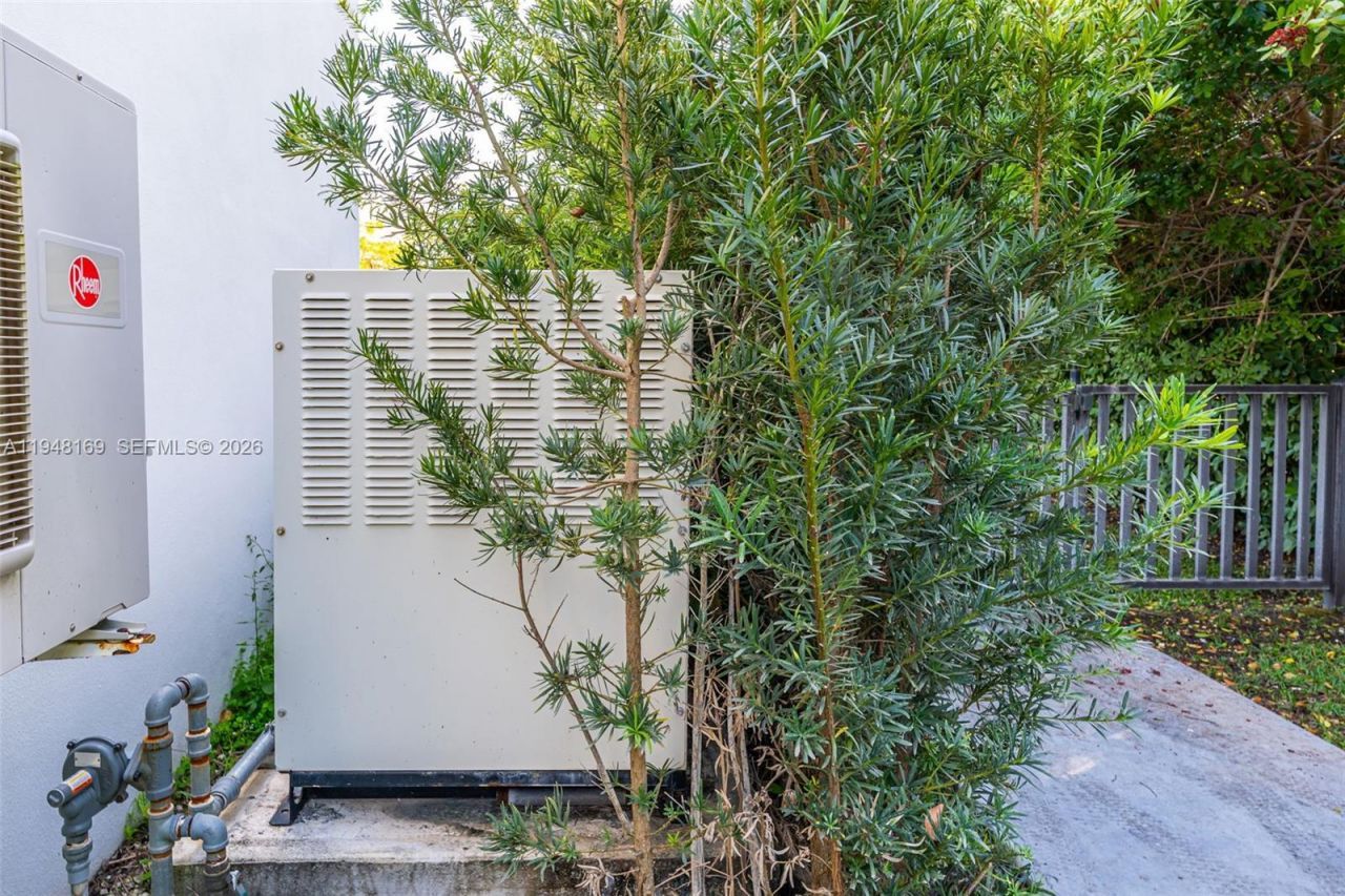 6175 SW 128th St, Pinecrest, FL 33156 Photo