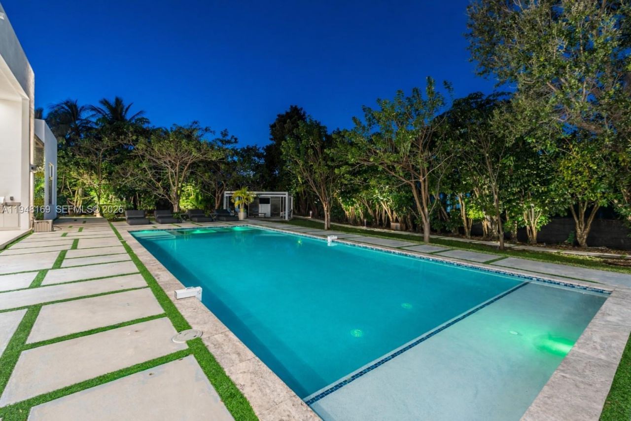 6175 SW 128th Street, Pinecrest, FL 33156 Photo