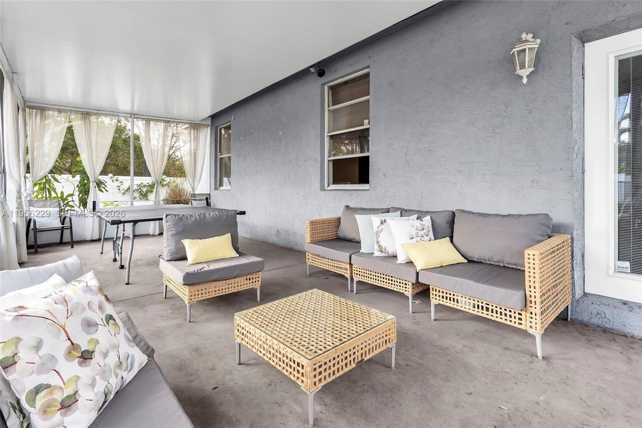 790 NW 16th Pl, Pompano Beach, FL 33060 Photo