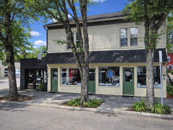 7 W Market Street, Rhinebeck, NY 12572