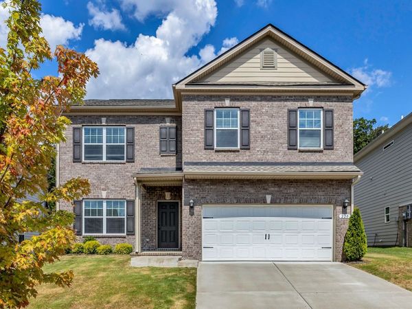 220 Lightwood Dr, Antioch, TN 37013