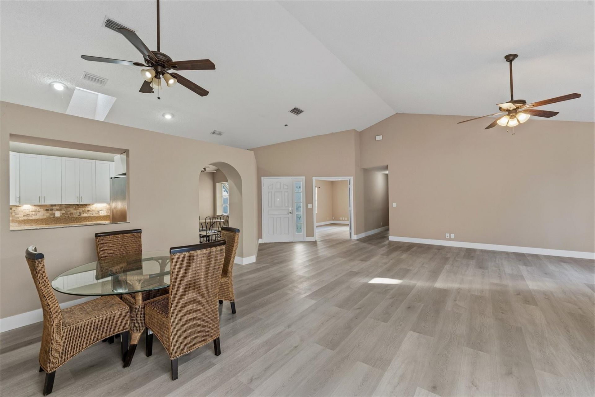 9181 Heathridge Drive, West Palm Beach, FL 33411 Photo