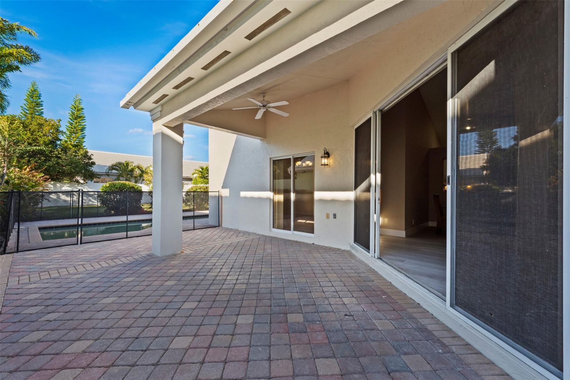 9181 Heathridge Drive, West Palm Beach, FL 33411 Photo