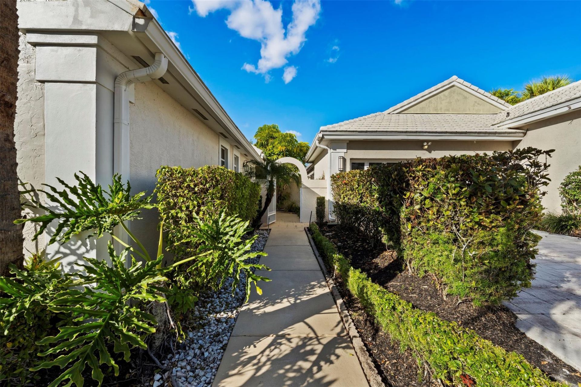 9181 Heathridge Drive, West Palm Beach, FL 33411 Photo