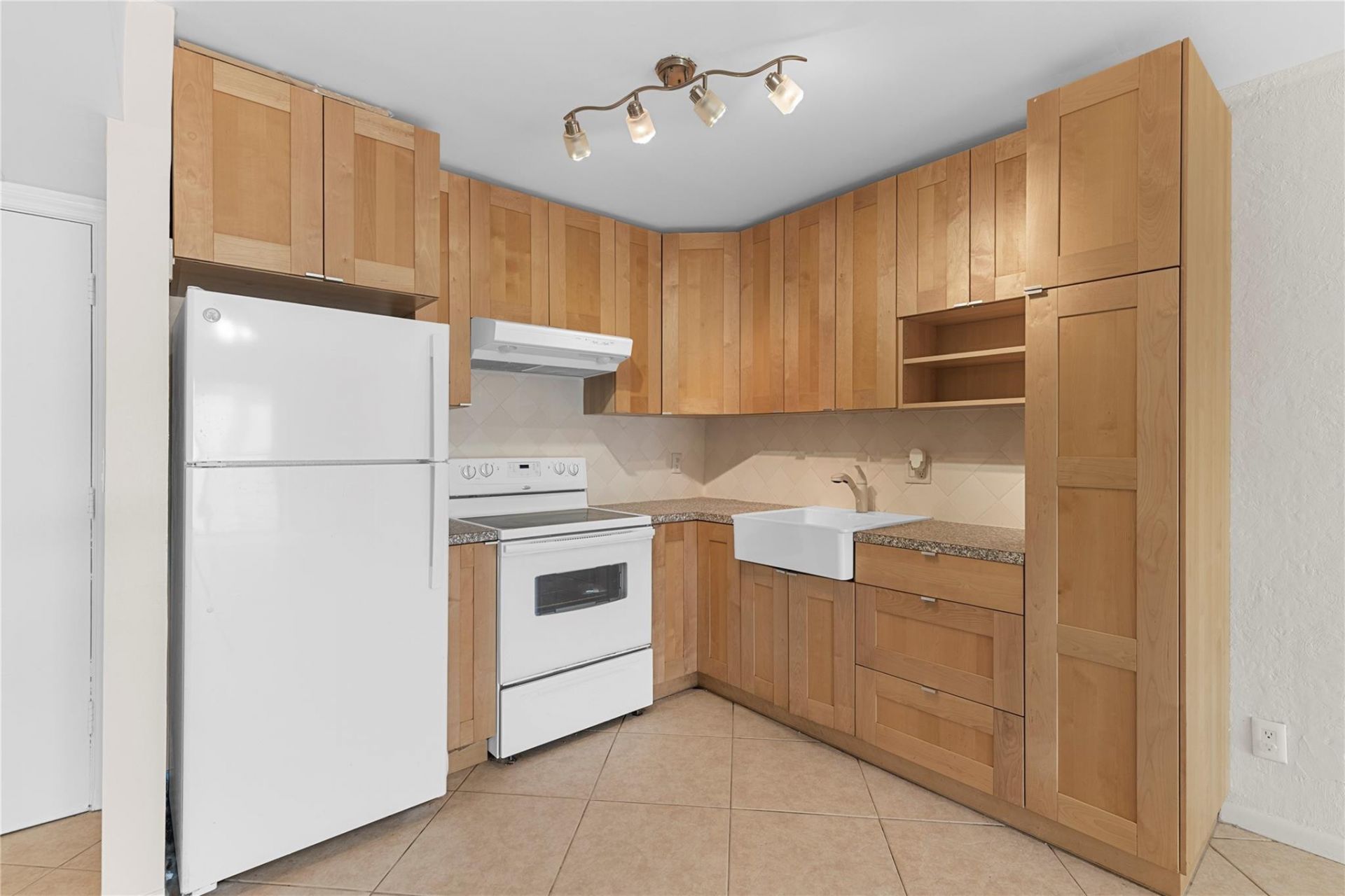 101 E Mcnab Road, Unit 112, Pompano Beach, FL 33060 Photo